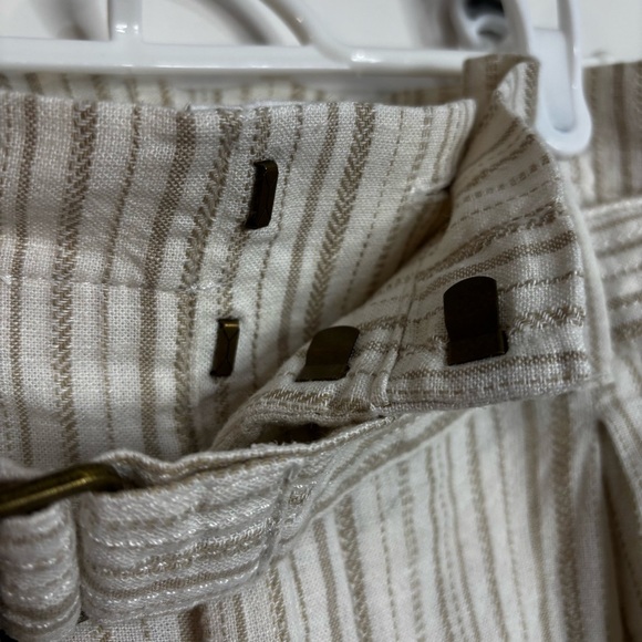 Banana Republic High Waist Beige Striped Shorts Women’s 8 Paper Bag Waist Tie - Picture 6 of 9